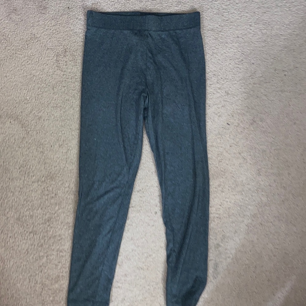 grey leggings